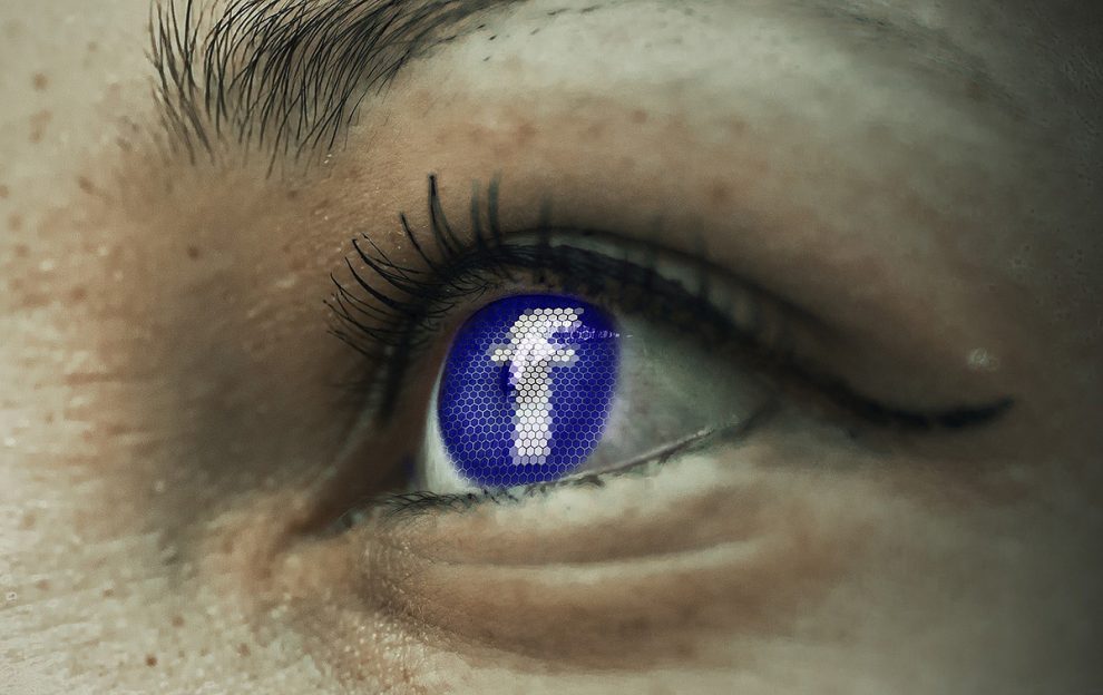 Почему пользователи уходят с Facebook
