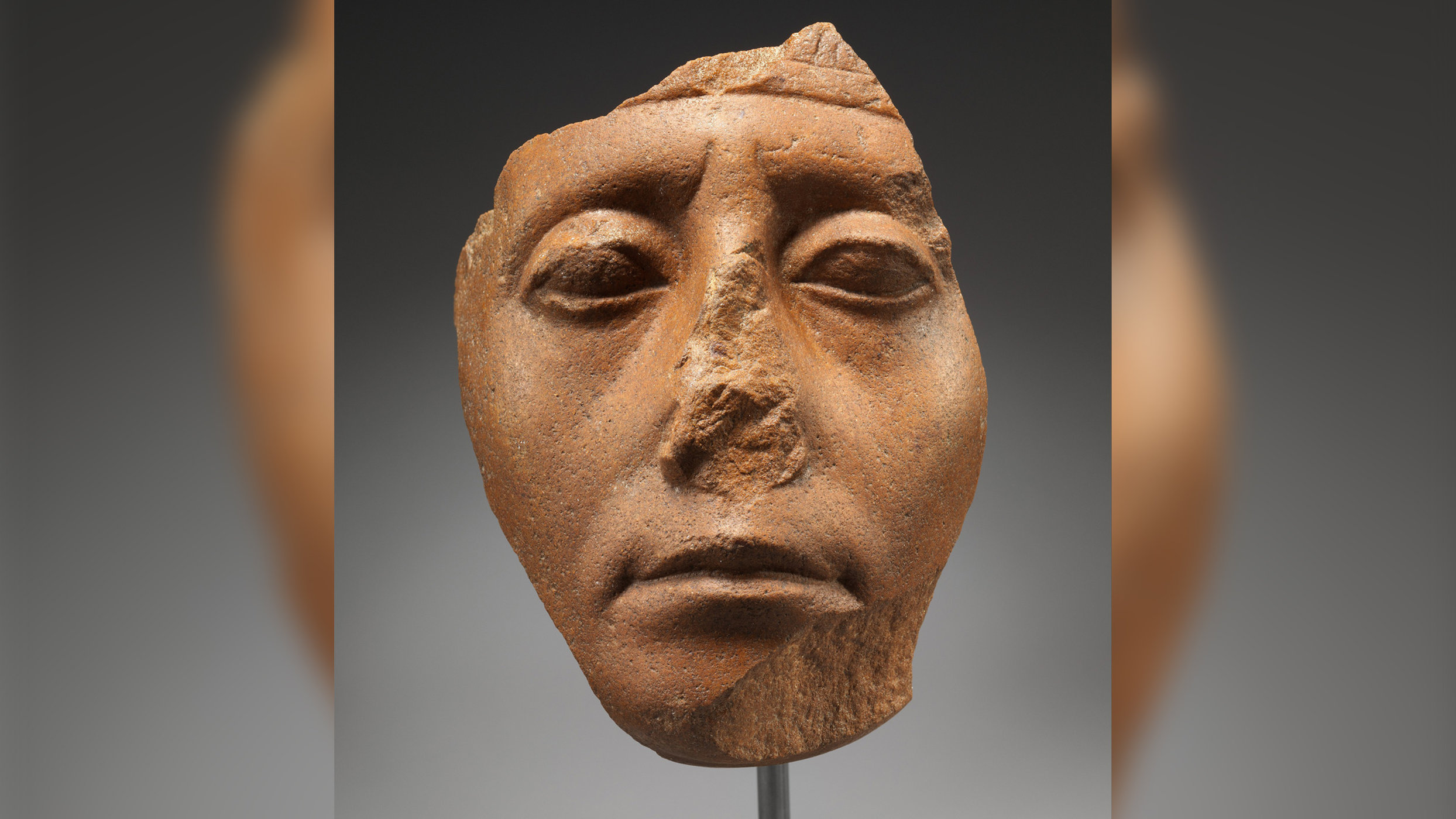 Нос в древности. Сенусерт III скульптура. Скульптурный портрет фараона Сенусерта 3. Фараон Сенусерт 3 Каирский музей. Голова статуи Сенусерта 3.